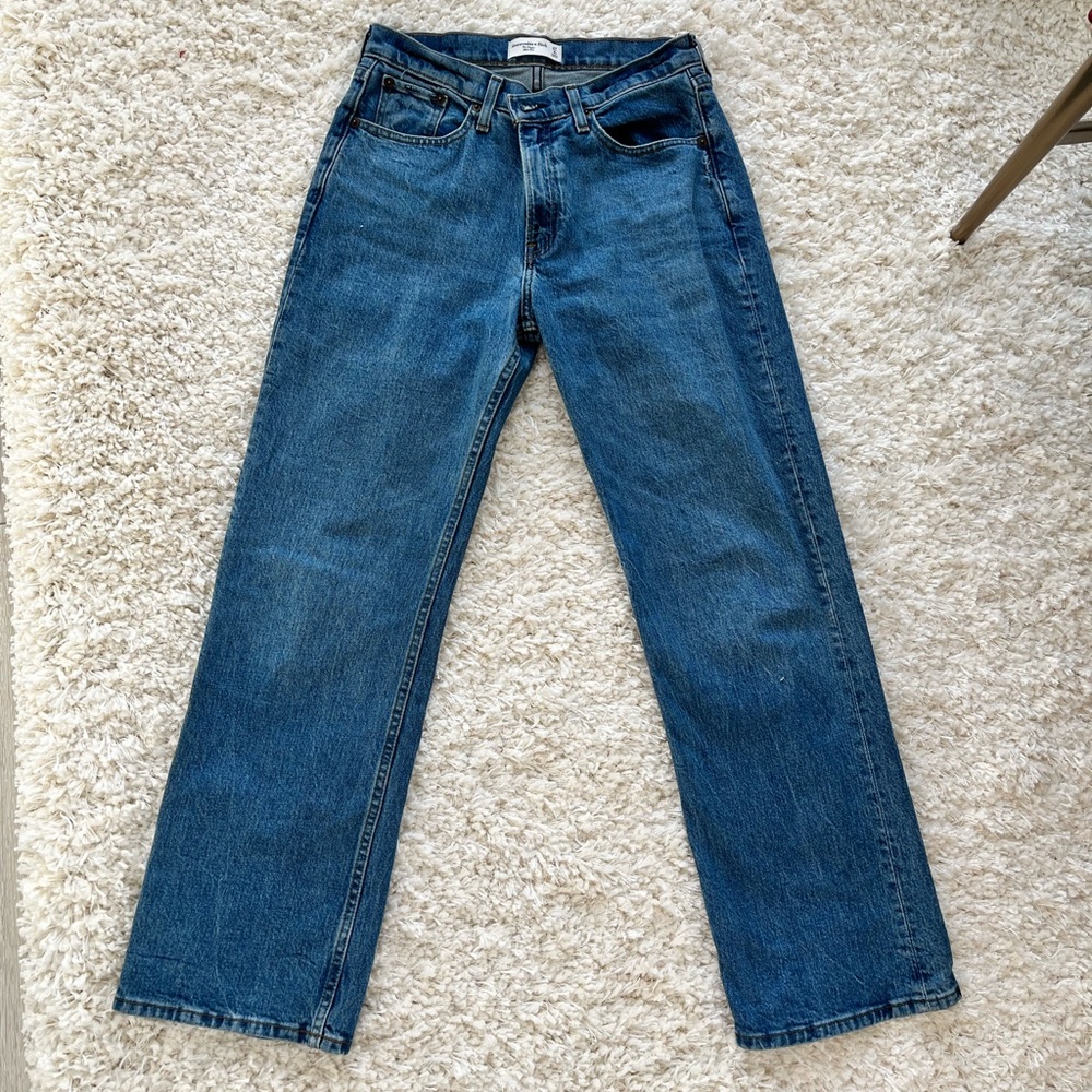 Abercrombie & Fitch The Mid Rise Baggy Jeans